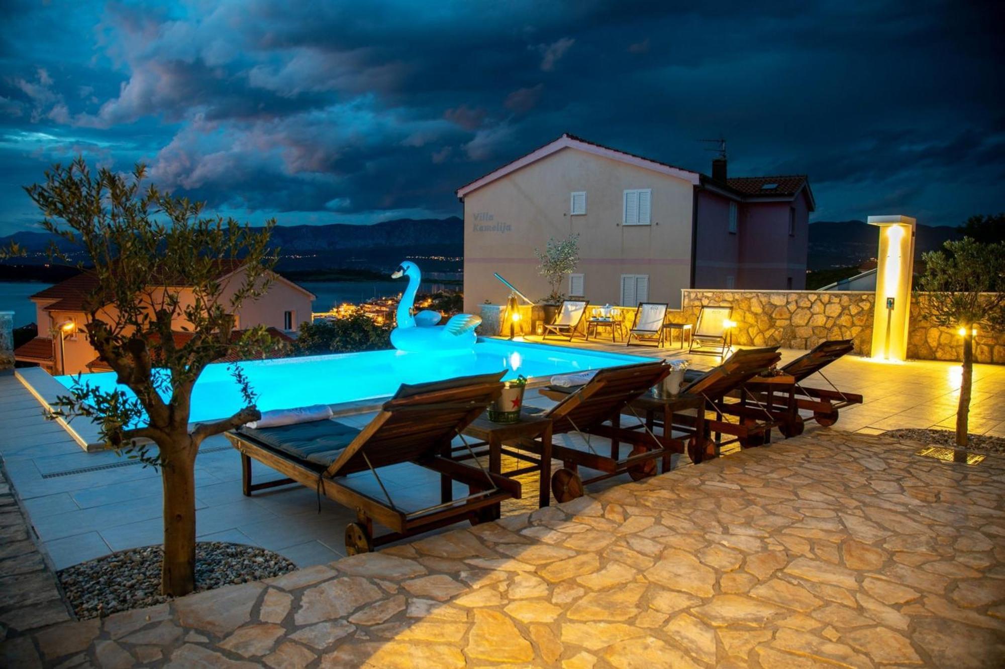 Luxury Villa Allen With Pool กลิมโน ห้อง รูปภาพ